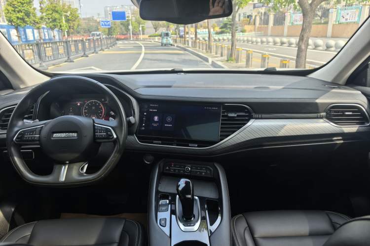 Used Haval F7x 2021 1.5T Two-Wheel Drive Smart Technology Edition Interior 4