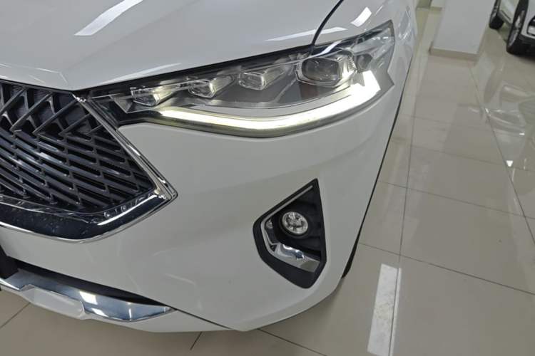 Used Haval F7x 2021 1.5T Two-Wheel Drive Smart & Trendy Edition Left Front Headlight