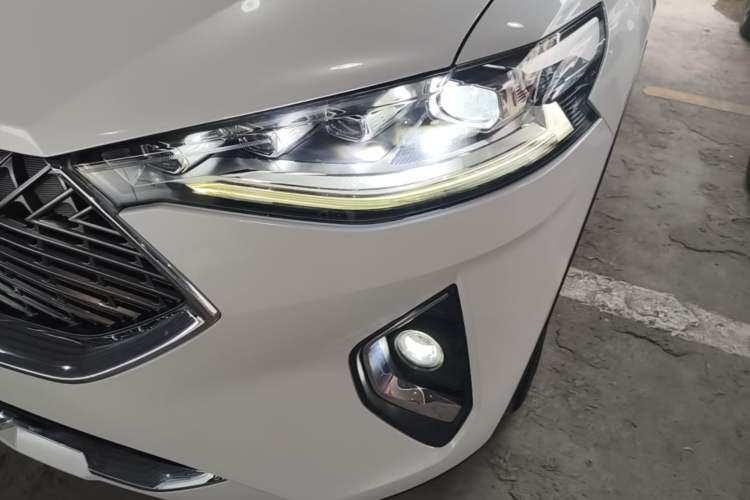 Used Haval F7x 2021 2.0T Two-Wheel Drive Smart & Trendy Edition Left Front Headlight