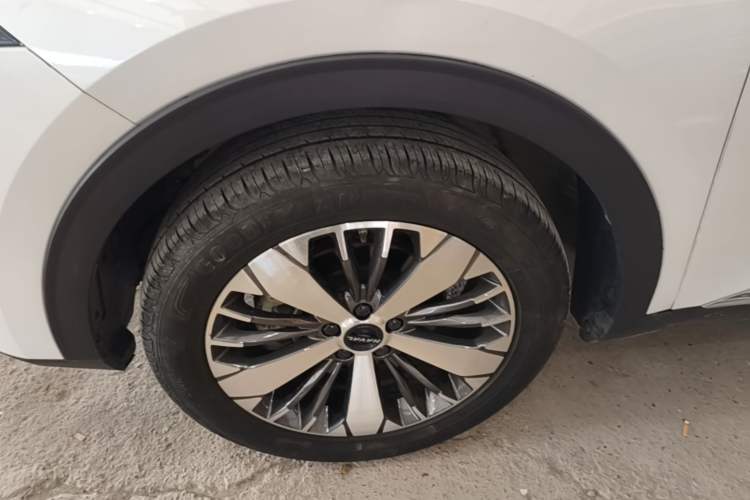 Used Haval F7x 2021 1.5T Two-Wheel Drive Smart & Trendy Edition Left Front Wheel Hub