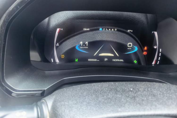 Used Haval F7x 2021 2.0T Two-Wheel Drive Smart & Trendy Edition Odometer Close Up