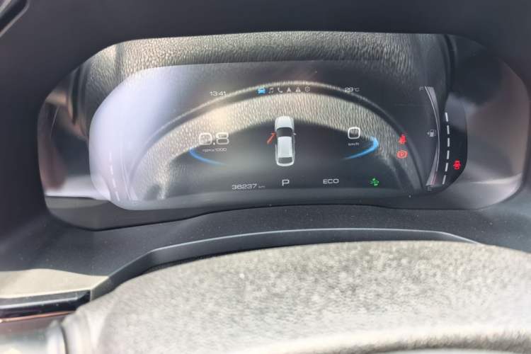 Used Haval F7x 2021 1.5T Two-Wheel Drive Smart & Trendy Edition Odometer Close Up