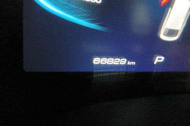 Used Haval F7x 2021 2.0T Two-Wheel Drive Smart & Trendy Edition Odometer Close Up