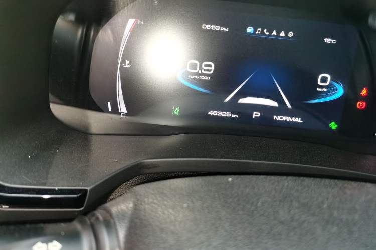 Used Haval F7x 2021 1.5T Two-Wheel Drive Smart & Trendy Edition Odometer Close Up