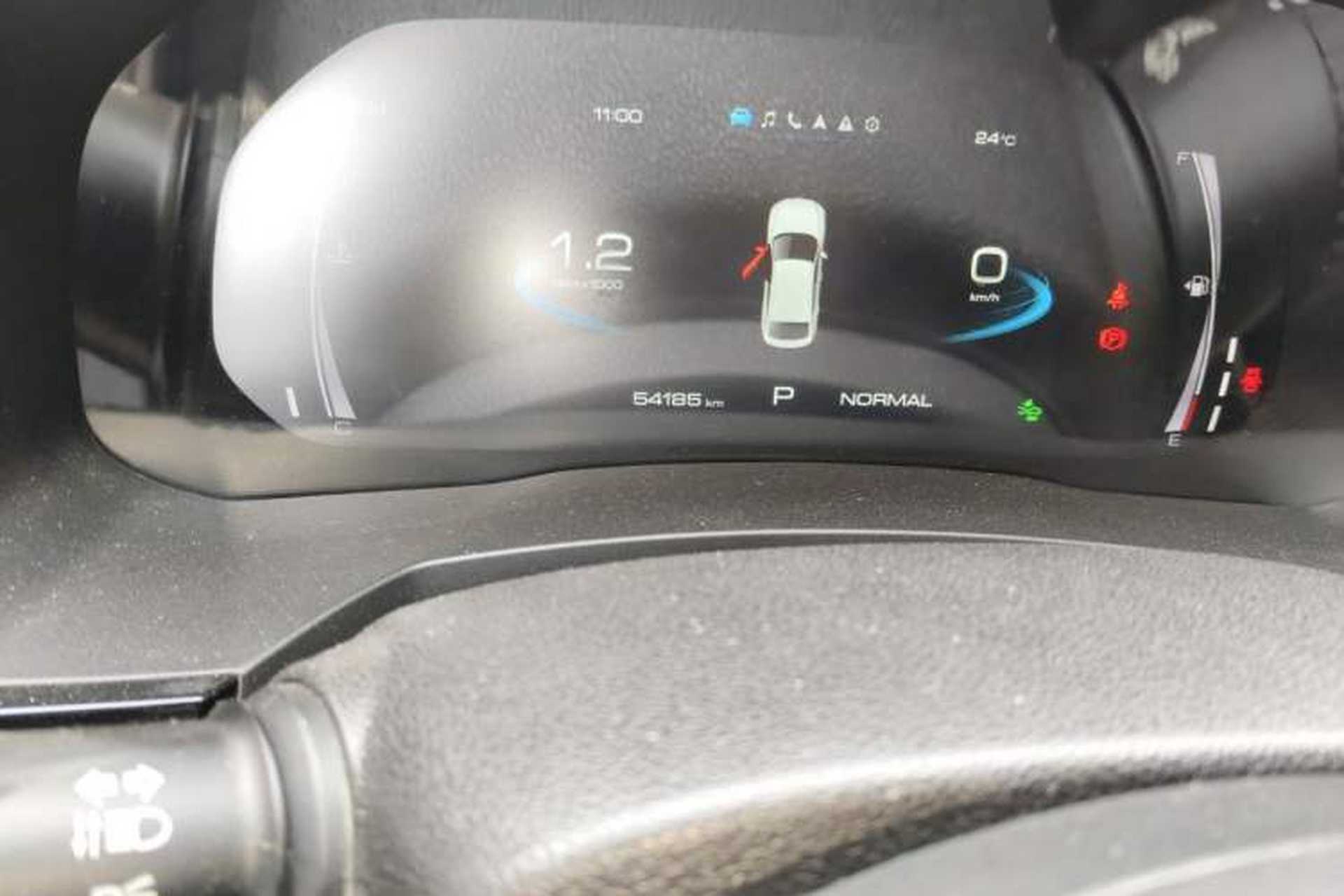 Used Haval F7x 2021 1.5T Two-Wheel Drive Smart & Trendy Edition Odometer Close Up