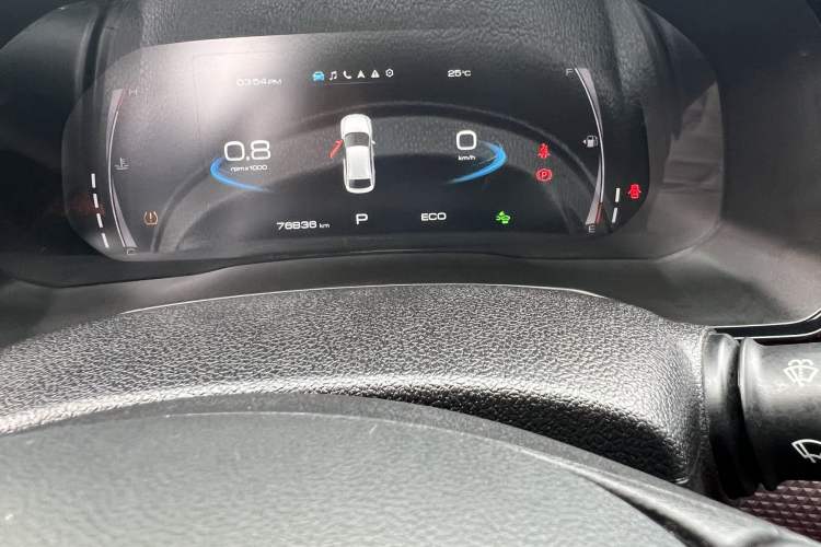 Used Haval F7x 2021 1.5T Two-Wheel Drive Smart & Trendy Edition Odometer Close Up