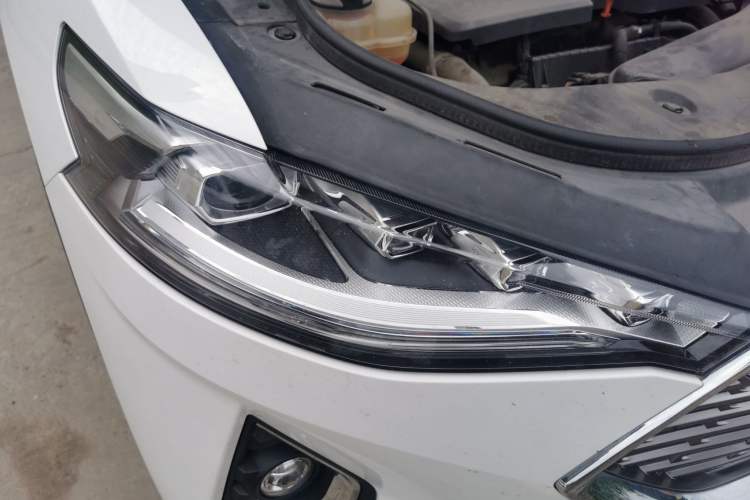 Used Haval F7x 2021 1.5T Two-Wheel Drive Smart Technology Edition Right Front Headlight