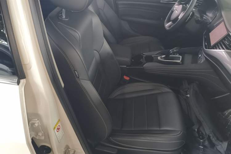 Used Haval F7x 2021 2.0T Two-Wheel Drive Smart & Trendy Edition Right Front Seat