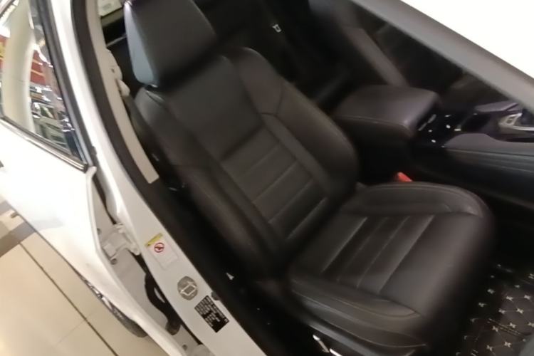 Used Haval F7x 2021 2.0T Two-Wheel Drive Intelligent Technology Edition Right Front Seat
