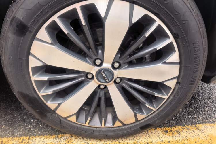 Used Haval F7x 2021 2.0T Two-Wheel Drive Smart & Trendy Edition Right Front Wheel Hub