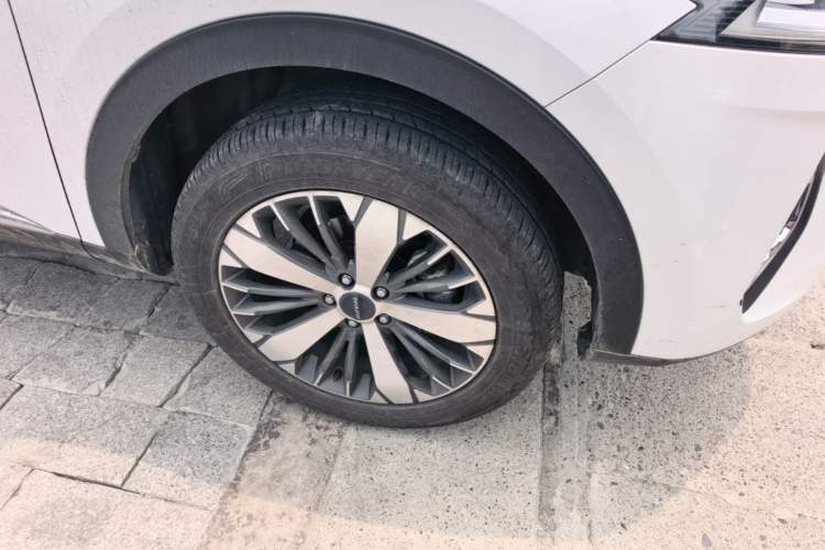 Used Haval F7x 2021 1.5T Two-Wheel Drive Smart & Trendy Edition Right Front Wheel Hub