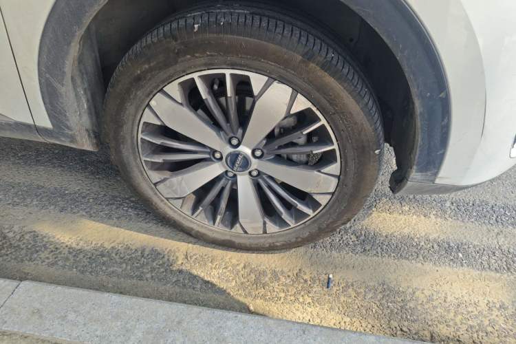 Used Haval F7x 2021 2.0T Two-Wheel Drive Smart & Trendy Edition Right Front Wheel Hub
