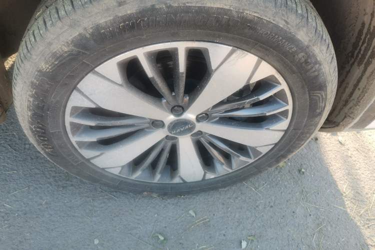 Used Haval F7x 2021 1.5T Two-Wheel Drive Smart & Trendy Edition Right Front Wheel Hub