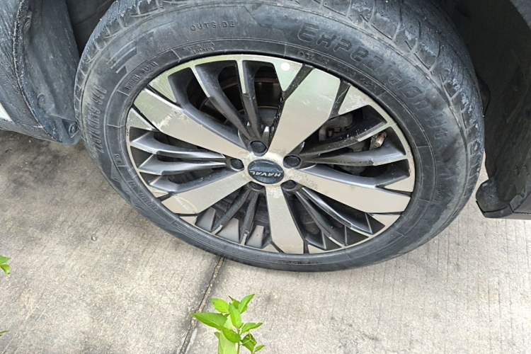 Used Haval F7x 2021 1.5T Two-Wheel Drive Smart & Trendy Edition Right Front Wheel Hub