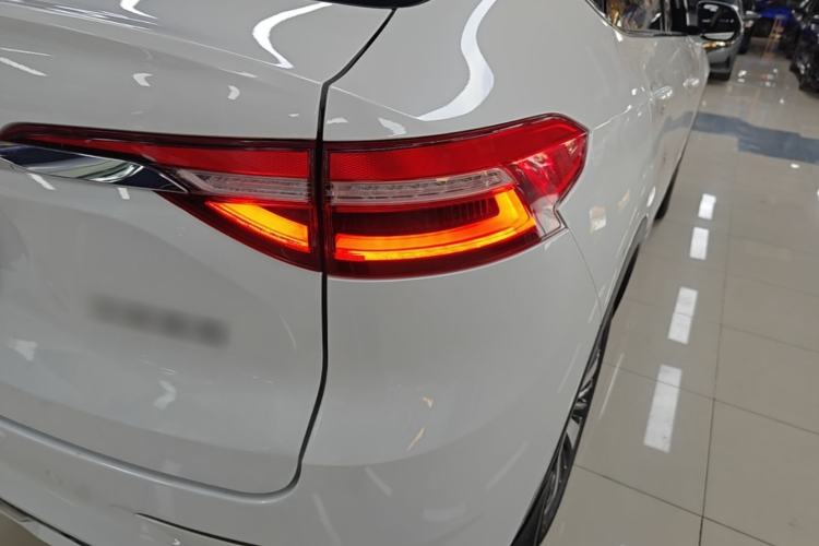 Used Haval F7x 2021 1.5T Two-Wheel Drive Smart & Trendy Edition Right Rear Taillight