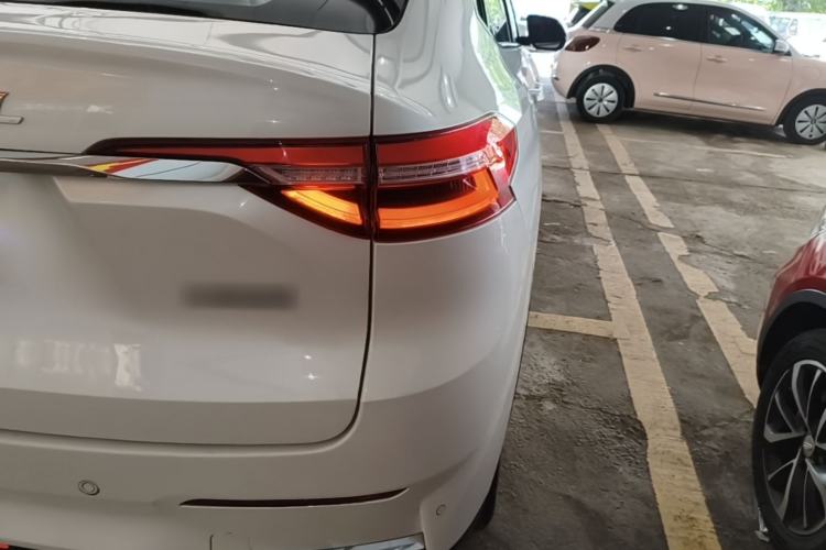 Used Haval F7x 2021 1.5T Two-Wheel Drive Smart & Trendy Edition Right Rear Taillight