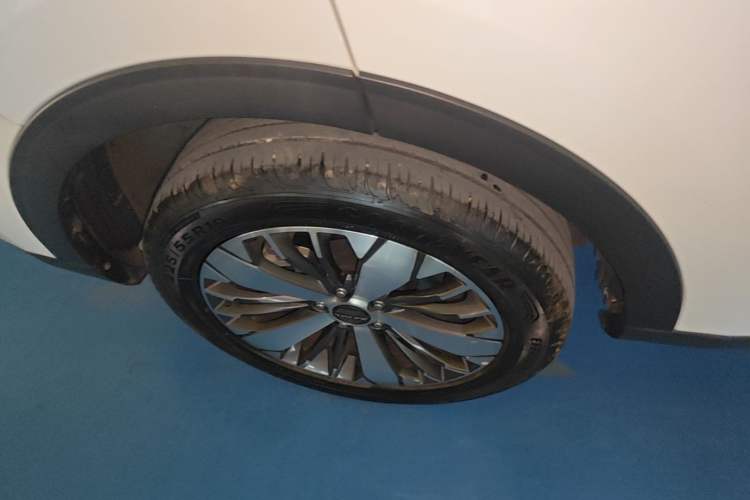 Used Haval F7x 2021 1.5T Two-Wheel Drive Smart & Trendy Edition Right Rear Wheel Hub