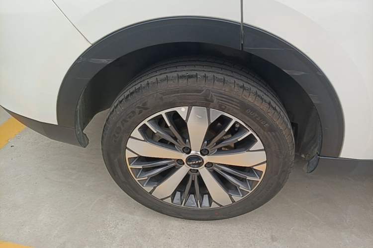 Used Haval F7x 2021 1.5T Two-Wheel Drive Smart Technology Edition Right Rear Wheel Hub