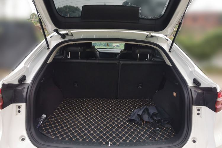 Used Haval F7x 2021 1.5T Two-Wheel Drive Smart Technology Edition Trunk