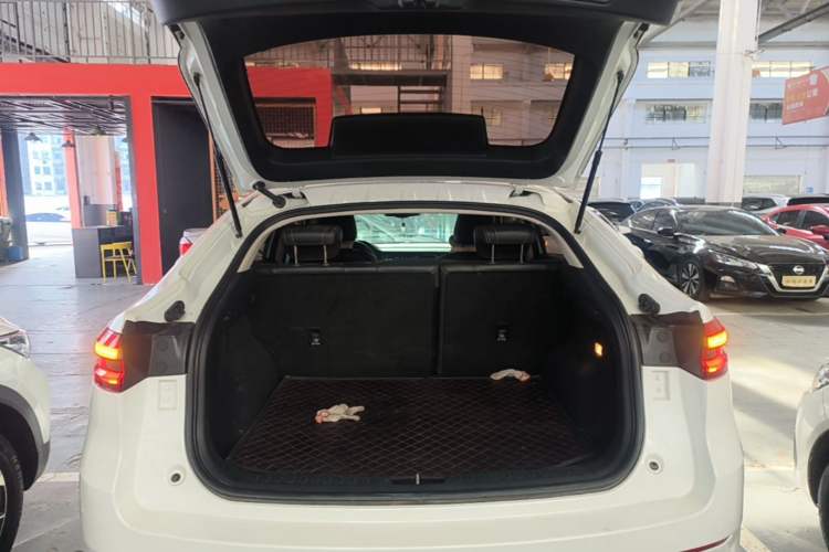 Used Haval F7x 2021 1.5T Two-Wheel Drive Smart Technology Edition Trunk