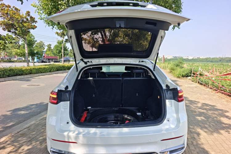 Used Haval F7x 2021 1.5T Two-Wheel Drive Smart Technology Edition Trunk