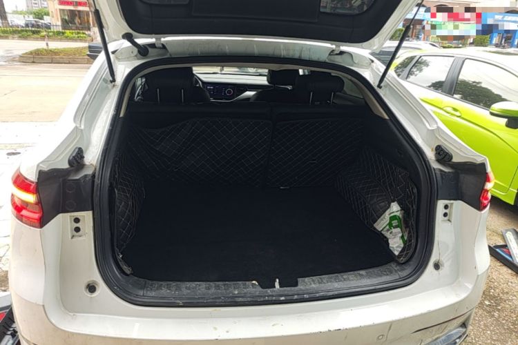 Used Haval F7x 2021 2.0T Two-Wheel Drive Intelligent Technology Edition Trunk