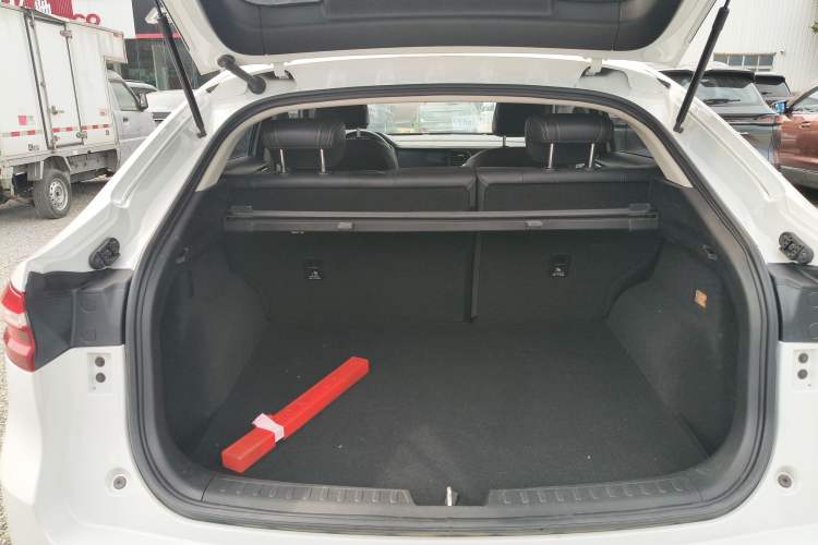 Used Haval F7x 2021 1.5T Two-Wheel Drive Smart Technology Edition Trunk
