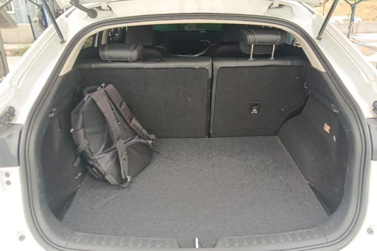 Used Haval F7x 2021 1.5T Two-Wheel Drive Smart Technology Edition Trunk