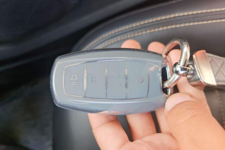 Used Haval F7x 2021 1.5T Two-Wheel Drive Smart & Trendy Edition Vehicle Key