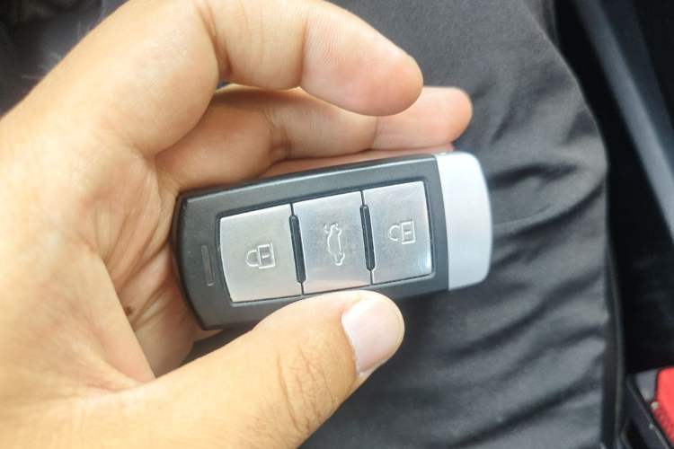 Used Haval F7x 2021 2.0T Two-Wheel Drive Smart & Trendy Edition Vehicle Key