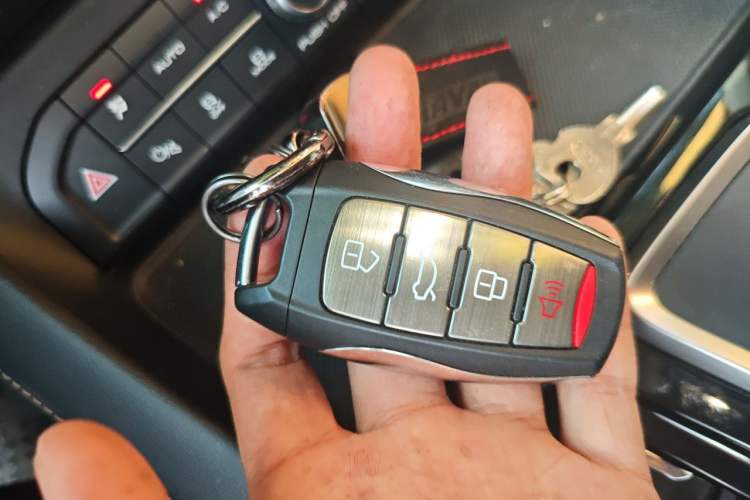 Used Haval F7x 2021 1.5T Two-Wheel Drive Smart & Trendy Edition Vehicle Key