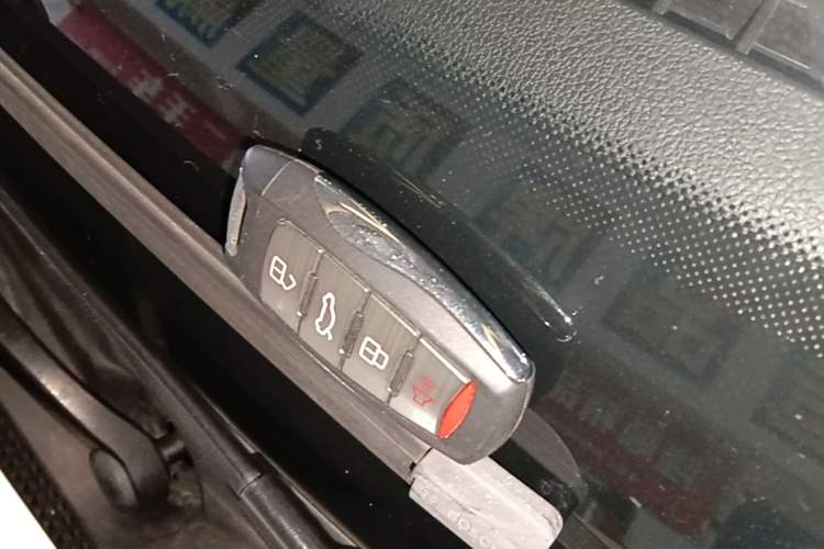 Used Haval F7x 2021 2.0T Two-Wheel Drive Intelligent Technology Edition Vehicle Key