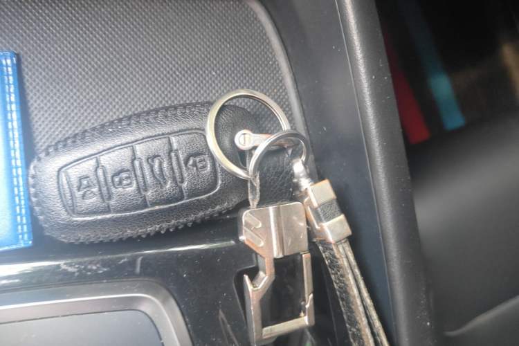 Used Haval F7x 2021 1.5T Two-Wheel Drive Smart & Trendy Edition Vehicle Key