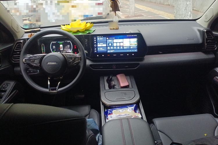Used Haval Fierce Dragon 2023 1.5L 110KM Lingdong Edition Center Console