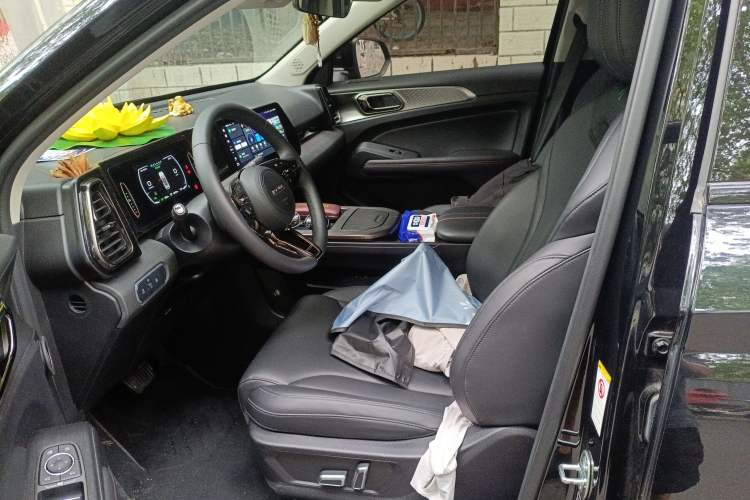 Used Haval Fierce Dragon 2023 1.5L 110KM Lingdong Edition Left Front Seat
