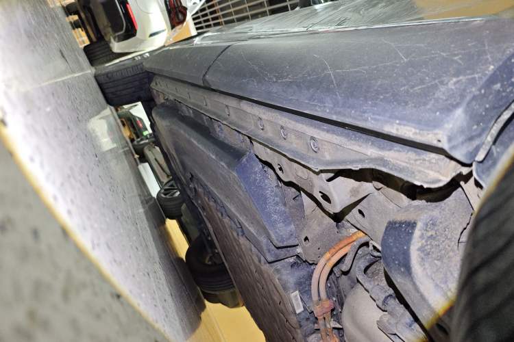 Used Haval Fierce Dragon 2023 1.5L 110KM Navigation Edition Left Side Sill