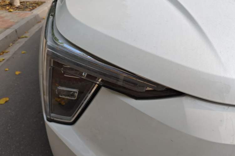 Used Haval Fierce Dragon 2023 1.5L 110KM Navigation Edition Right Front Headlight