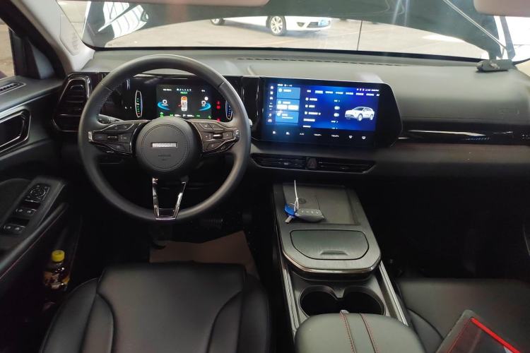 Used Haval Fierce Dragon 2023 1.5L 110KM Navigation Edition Center Console