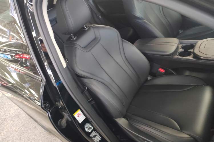 Used Haval Fierce Dragon 2023 1.5L 110KM Navigation Edition Right Front Seat