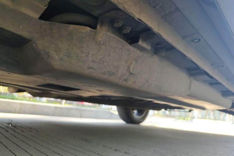 Used Haval Fierce Dragon 2023 1.5L 110KM Lingdong Edition Chassis Front Left