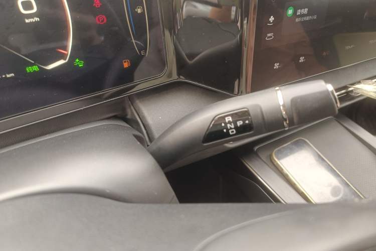 Used Haval Fierce Dragon 2023 1.5L 110KM Navigation Edition Gear Lever