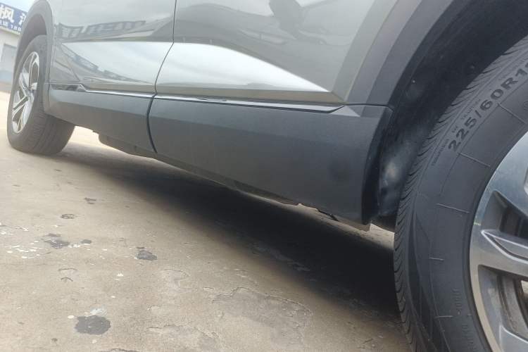 Used Haval Fierce Dragon 2023 1.5L 110KM Navigation Edition Left Side Sill