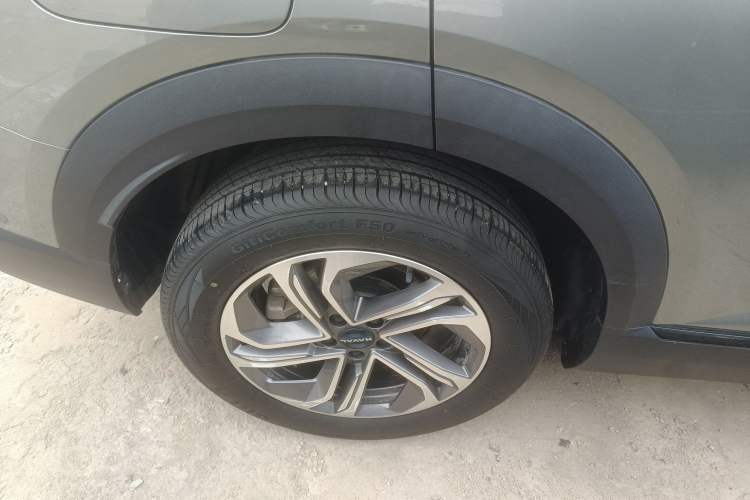 Used Haval Fierce Dragon 2023 1.5L 110KM Navigation Edition Right Rear Wheel Hub