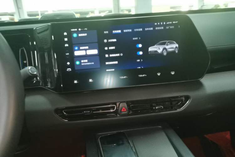 Used Haval Fierce Dragon 2023 1.5L 110KM Lingdong Edition Audio And AC Panel