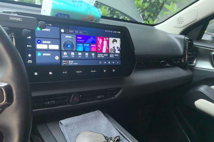Used Haval Fierce Dragon 2023 1.5L 110KM Navigation Edition Audio And AC Panel