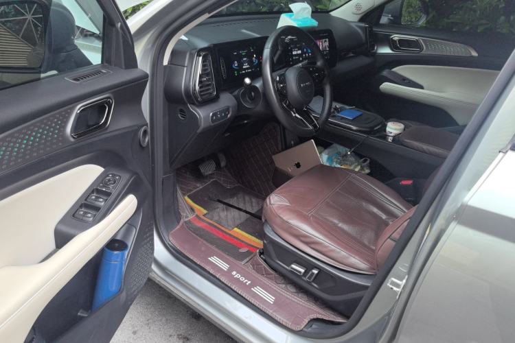 Used Haval Fierce Dragon 2023 1.5L 110KM Navigation Edition Driver Seat