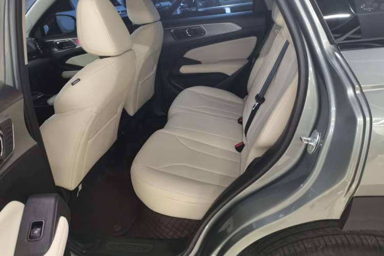 Used Haval Fierce Dragon 2023 1.5L 110KM Navigation Edition Left Rear Seat