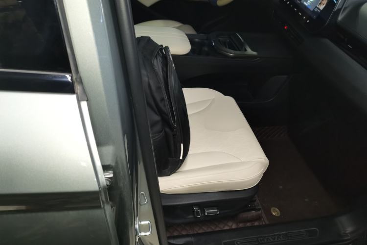 Used Haval Fierce Dragon 2023 1.5L 110KM Navigation Edition Right Front Seat