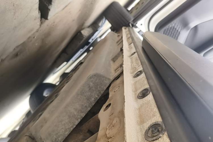 Used Haval Fierce Dragon 2023 1.5L 110KM Navigation Edition Left Side Sill
