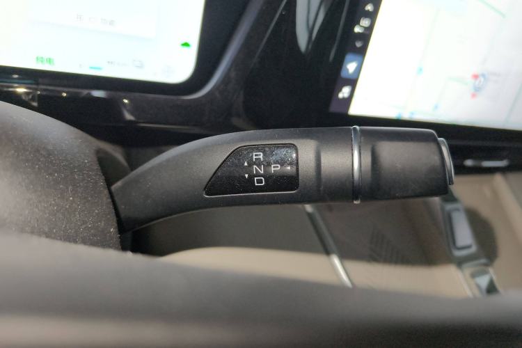 Used Haval Fierce Dragon Max 2023 1.5L Hi4 105 Four-Wheel Drive Smart Flagship Edition Gear Lever